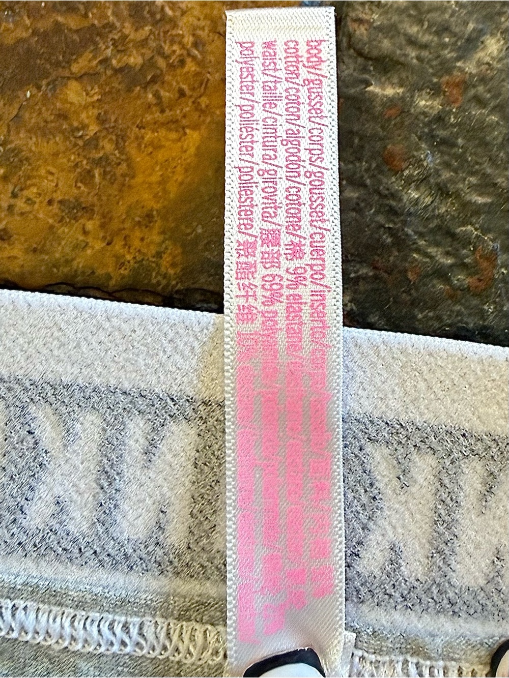 Victoria's Secret PINK Heather Gray Tag Detail - Picture 6 of 9